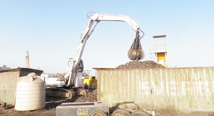 抓鋼機(jī).jpg 抓鋼機(jī).jpg