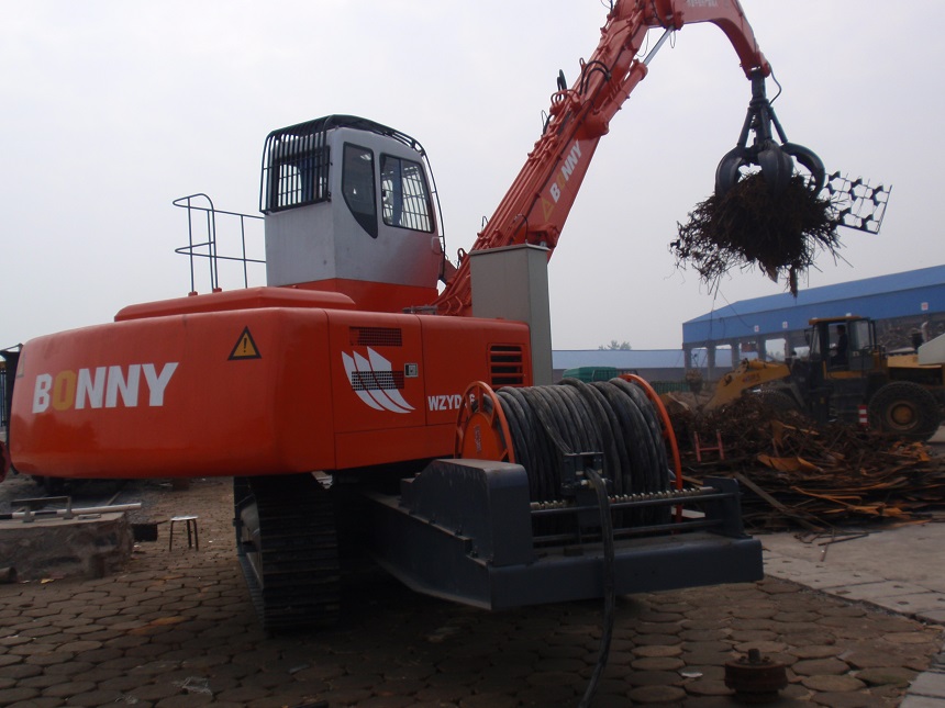 電動抓鋼機(jī) 電動抓鋼機(jī)