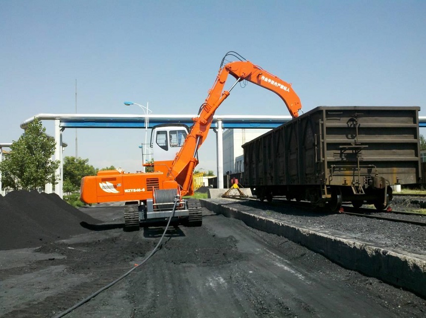 抓料機.jpg 抓料機.jpg