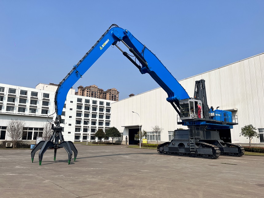 抓料機.jpg 抓料機.jpg